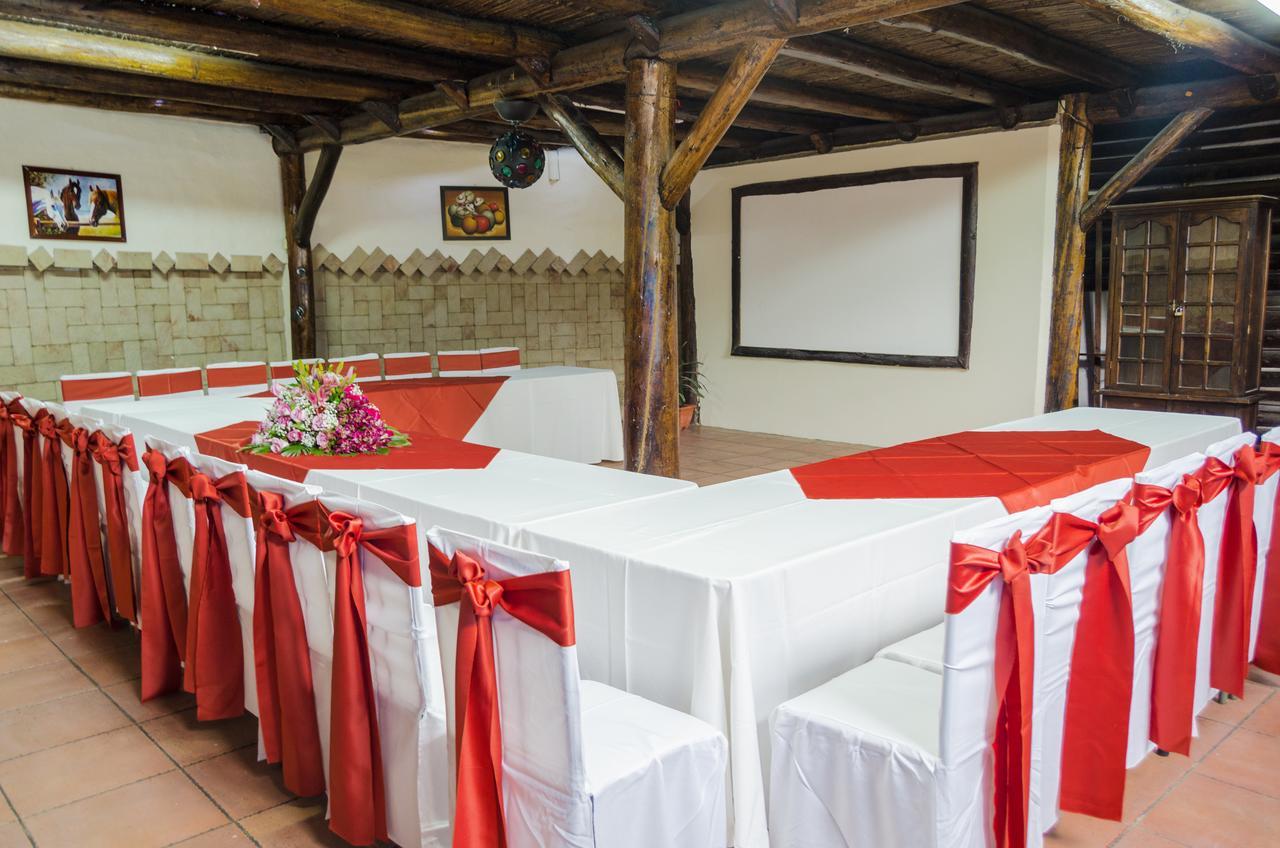 Hotel Bambu Riobamba Ngoại thất bức ảnh