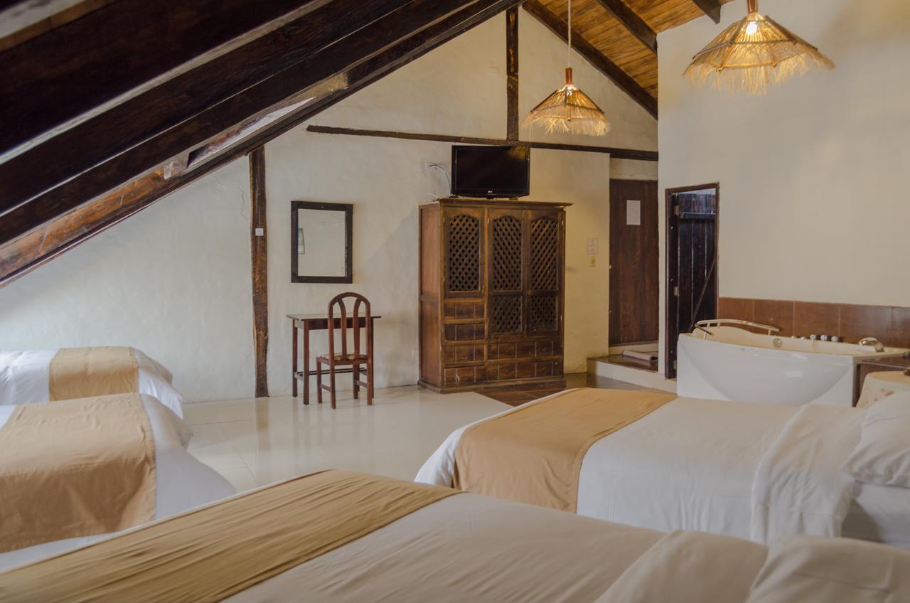 Hotel Bambu Riobamba Ngoại thất bức ảnh